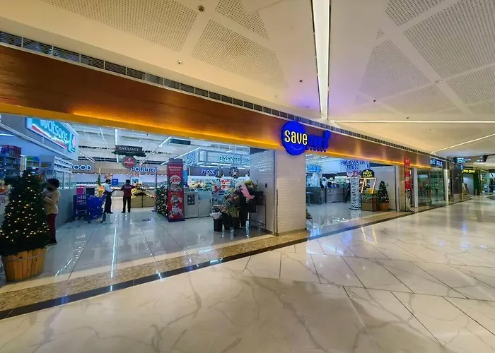 Citispace 1br Condotel At Fame Residences #fm04a Apartment Manila